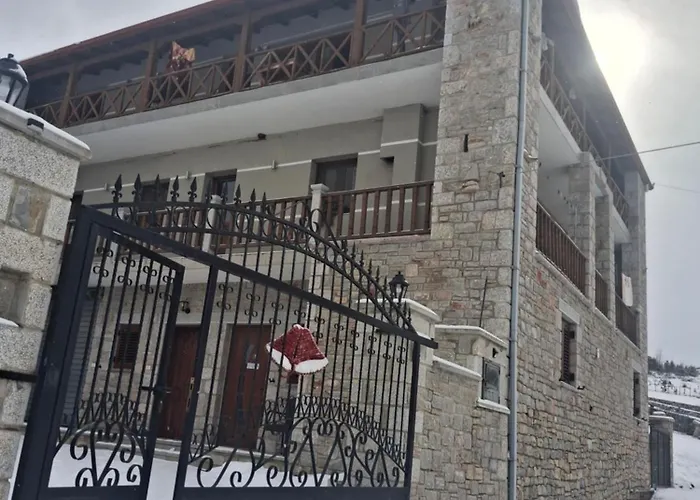 Bujtina Argis Hotel *