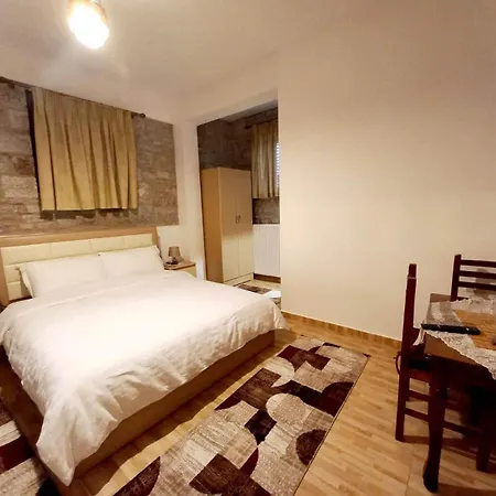 Bujtina Argis Hotel